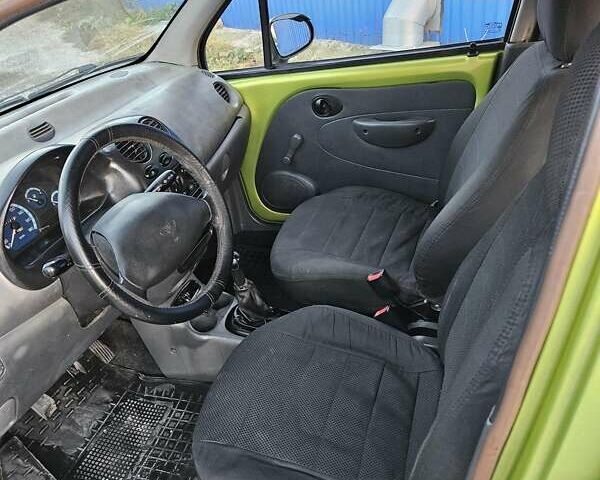 Зеленый Дэу Матиз, объемом двигателя 0.8 л и пробегом 130 тыс. км за 1750 $, фото 3 на Automoto.ua