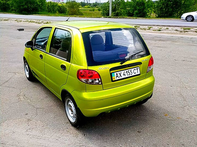Деу Матіз 2012 у Харкові на Automoto.ua Зелений Деу Матіз, об'ємом двигуна 0.8 л та пробігом 0 тис. км за 2700 $, фото 4 на Automoto.ua