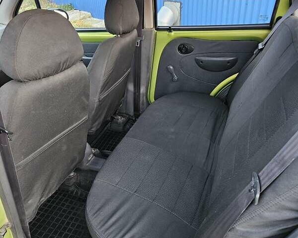 Зеленый Дэу Матиз, объемом двигателя 0.8 л и пробегом 130 тыс. км за 1750 $, фото 5 на Automoto.ua