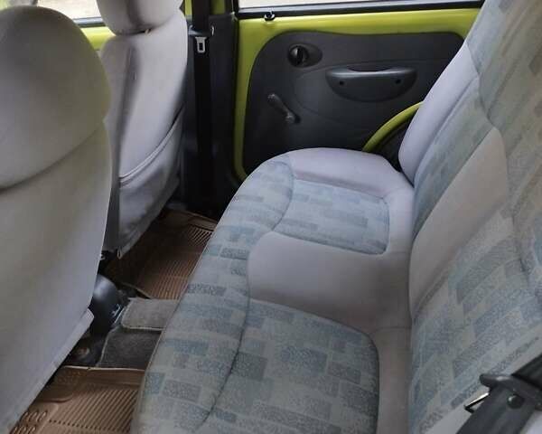 Зеленый Дэу Матиз, объемом двигателя 0.8 л и пробегом 129 тыс. км за 2000 $, фото 1 на Automoto.ua