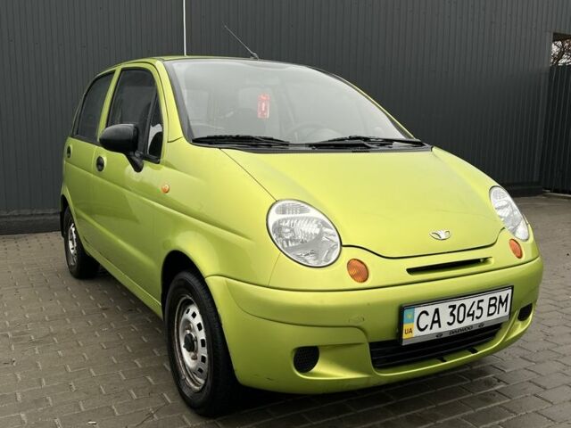 Зеленый Дэу Матиз, объемом двигателя 8 л и пробегом 62 тыс. км за 2200 $, фото 2 на Automoto.ua