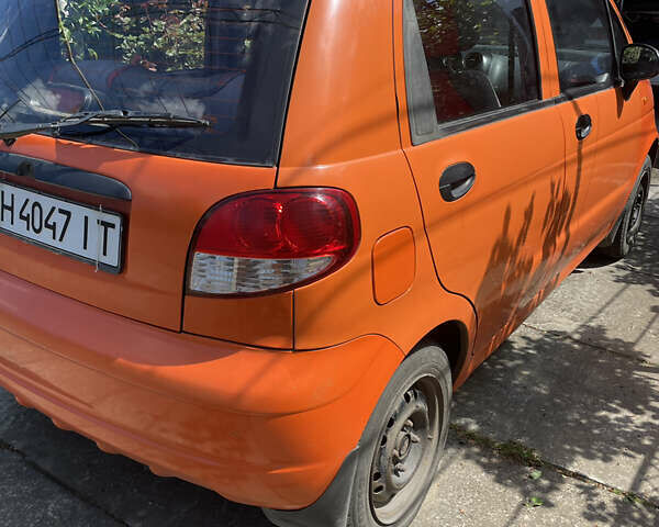 Помаранчевий Деу Матіз, об'ємом двигуна 0.8 л та пробігом 126 тис. км за 2200 $, фото 4 на Automoto.ua