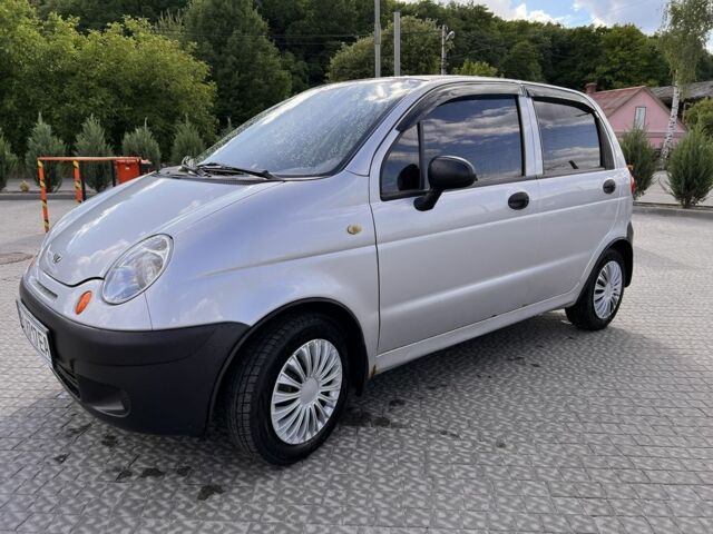 Сірий Деу Муссо, об'ємом двигуна 0.8 л та пробігом 93 тис. км за 2350 $, фото 4 на Automoto.ua