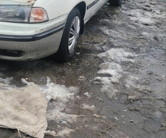 Белый Дэу Нексия, объемом двигателя 1.5 л и пробегом 112 тыс. км за 1300 $, фото 4 на Automoto.ua