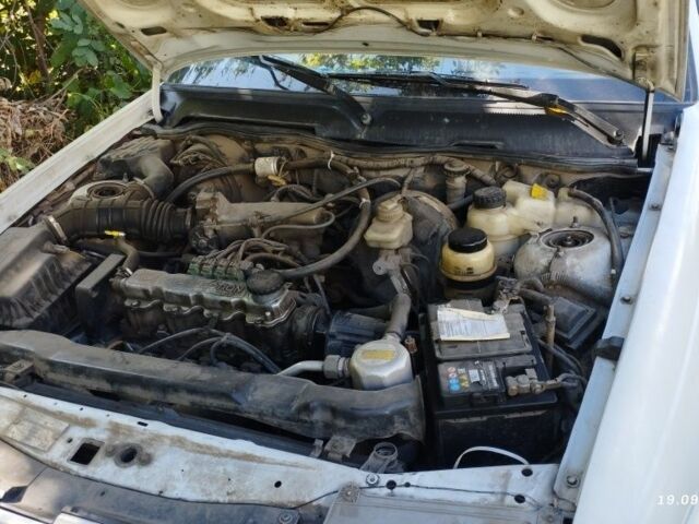 Білий Деу Нексія, об'ємом двигуна 1.5 л та пробігом 2 тис. км за 1990 $, фото 5 на Automoto.ua