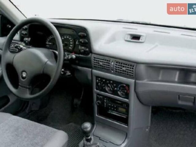 Білий Деу Нексія, об'ємом двигуна 1.5 л та пробігом 75 тис. км за 1500 $, фото 3 на Automoto.ua