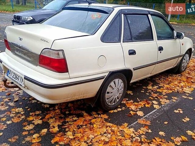 Белый Дэу Нексия, объемом двигателя 1.5 л и пробегом 325 тыс. км за 1500 $, фото 1 на Automoto.ua