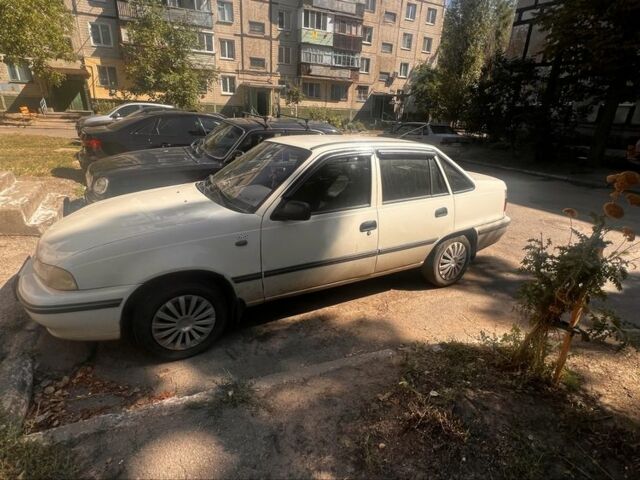 Білий Деу Нексія, об'ємом двигуна 1.5 л та пробігом 310 тис. км за 1300 $, фото 2 на Automoto.ua