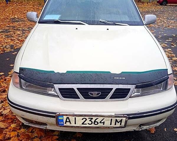 Белый Дэу Нексия, объемом двигателя 1.5 л и пробегом 325 тыс. км за 1500 $, фото 3 на Automoto.ua