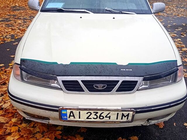 Белый Дэу Нексия, объемом двигателя 1.5 л и пробегом 325 тыс. км за 1500 $, фото 4 на Automoto.ua