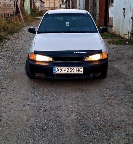 Дэу Нексия 2007 в Харькове на Automoto.ua Белый Дэу Нексия, объемом двигателя 1.5 л и пробегом 263 тыс. км за 1000 $, фото 4 на Automoto.ua