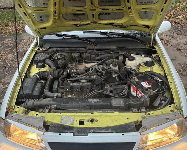 Белый Дэу Нексия, объемом двигателя 1.5 л и пробегом 249 тыс. км за 1600 $, фото 12 на Automoto.ua