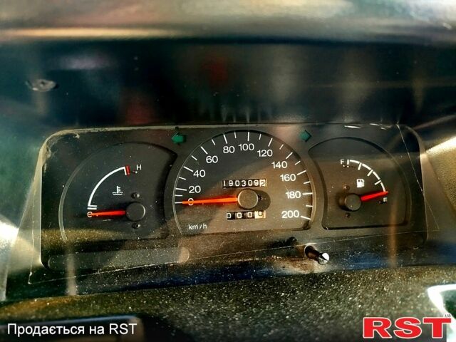 Белый Дэу Нексия, объемом двигателя 1.5 л и пробегом 190 тыс. км за 1200 $, фото 12 на Automoto.ua