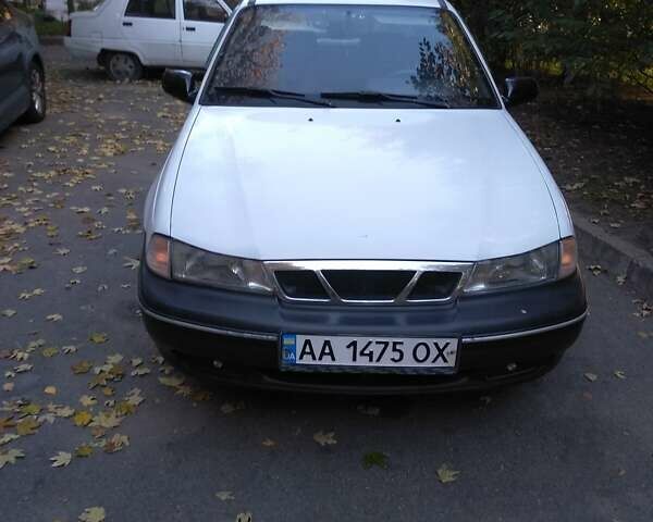 Белый Дэу Нексия, объемом двигателя 1.5 л и пробегом 148 тыс. км за 1900 $, фото 4 на Automoto.ua