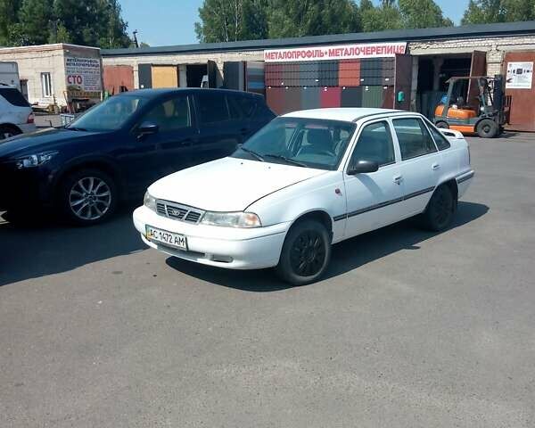 Белый Дэу Нексия, объемом двигателя 1.5 л и пробегом 207 тыс. км за 850 $, фото 6 на Automoto.ua