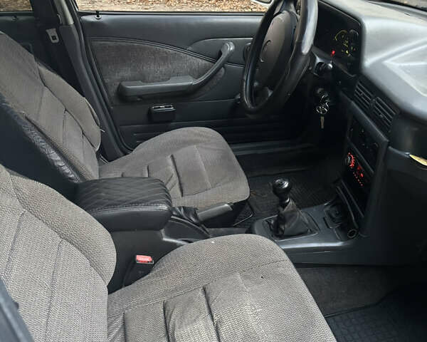 Белый Дэу Нексия, объемом двигателя 1.5 л и пробегом 249 тыс. км за 1600 $, фото 7 на Automoto.ua