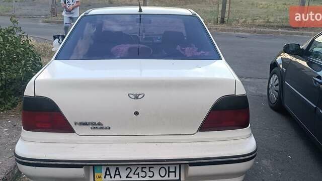 Белый Дэу Нексия, объемом двигателя 1.5 л и пробегом 225 тыс. км за 700 $, фото 6 на Automoto.ua