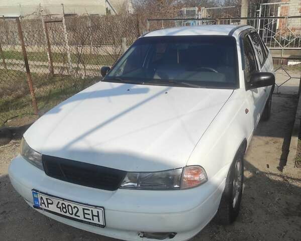 Белый Дэу Нексия, объемом двигателя 1.5 л и пробегом 220 тыс. км за 1650 $, фото 6 на Automoto.ua