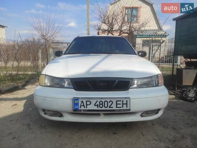 Белый Дэу Нексия, объемом двигателя 1.5 л и пробегом 220 тыс. км за 1650 $, фото 7 на Automoto.ua