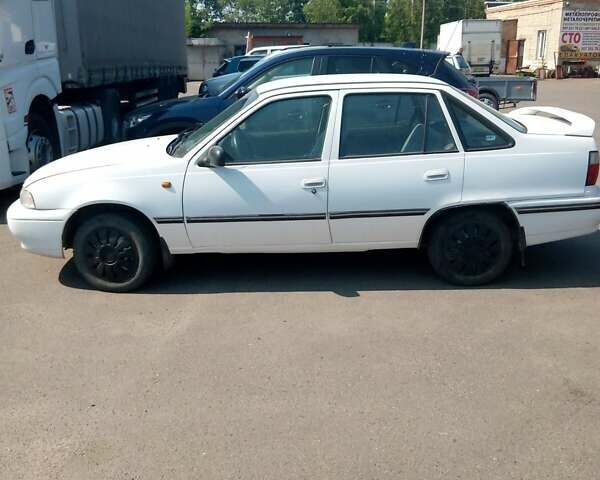 Белый Дэу Нексия, объемом двигателя 1.5 л и пробегом 207 тыс. км за 850 $, фото 9 на Automoto.ua