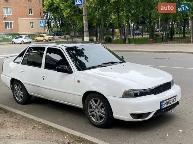 Белый Дэу Нексия, объемом двигателя 1.5 л и пробегом 248 тыс. км за 1500 $, фото 1 на Automoto.ua