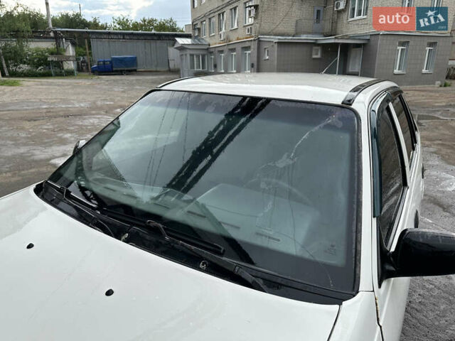Белый Дэу Нексия, объемом двигателя 1.5 л и пробегом 262 тыс. км за 1100 $, фото 6 на Automoto.ua
