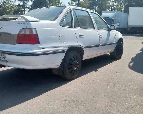 Белый Дэу Нексия, объемом двигателя 1.5 л и пробегом 207 тыс. км за 850 $, фото 11 на Automoto.ua
