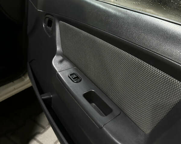 Белый Дэу Нексия, объемом двигателя 1.5 л и пробегом 100 тыс. км за 1750 $, фото 17 на Automoto.ua