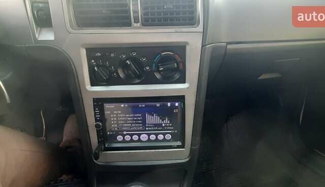 Белый Дэу Нексия, объемом двигателя 1.5 л и пробегом 99 тыс. км за 2800 $, фото 1 на Automoto.ua