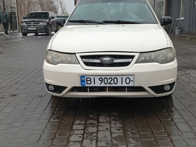 Белый Дэу Нексия, объемом двигателя 1.5 л и пробегом 111 тыс. км за 2200 $, фото 8 на Automoto.ua