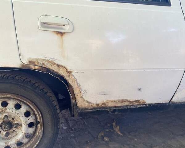 Белый Дэу Нексия, объемом двигателя 1.6 л и пробегом 400 тыс. км за 1335 $, фото 4 на Automoto.ua