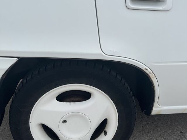 Белый Дэу Нексия, объемом двигателя 1.5 л и пробегом 203 тыс. км за 2000 $, фото 8 на Automoto.ua