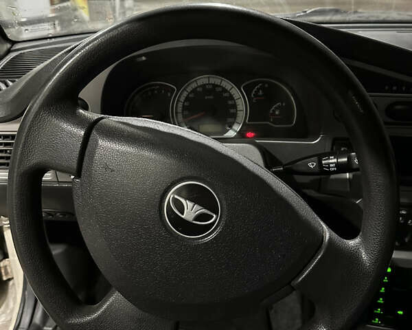 Белый Дэу Нексия, объемом двигателя 1.5 л и пробегом 100 тыс. км за 1750 $, фото 10 на Automoto.ua