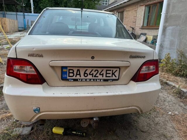 Белый Дэу Нексия, объемом двигателя 1.5 л и пробегом 97 тыс. км за 1700 $, фото 1 на Automoto.ua