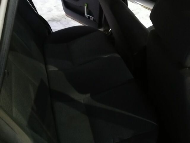 Белый Дэу Нексия, объемом двигателя 3.5 л и пробегом 210 тыс. км за 1307 $, фото 7 на Automoto.ua