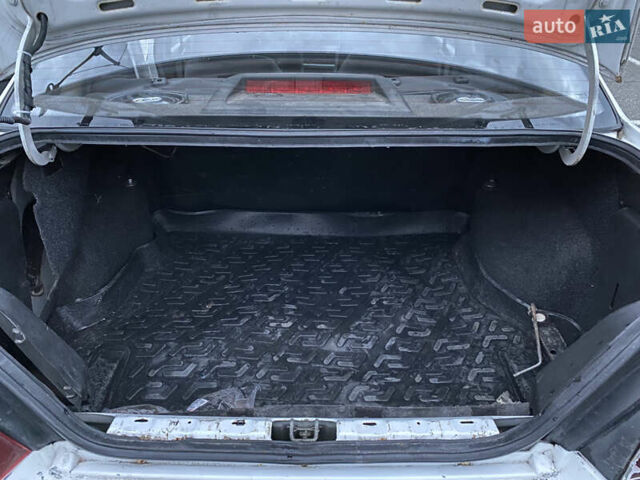 Деу Нексія 2009 у Києві на Automoto.ua Білий Деу Нексія, об'ємом двигуна 1.5 л та пробігом 180 тис. км за 1500 $, фото 17 на Automoto.ua