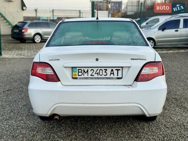 Белый Дэу Нексия, объемом двигателя 1.5 л и пробегом 209 тыс. км за 2399 $, фото 11 на Automoto.ua