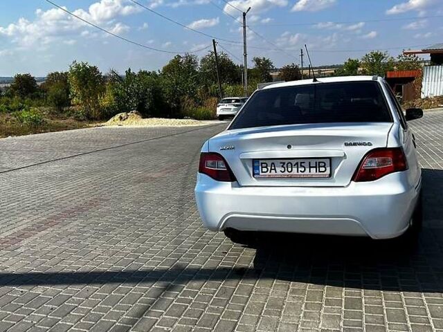 Білий Деу Нексія, об'ємом двигуна 1.5 л та пробігом 132 тис. км за 3000 $, фото 2 на Automoto.ua