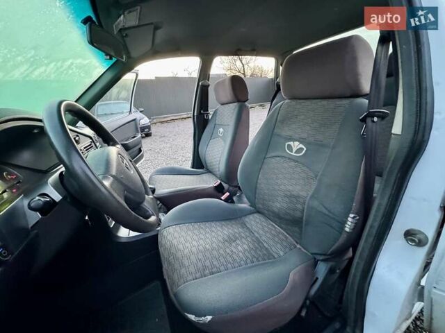 Белый Дэу Нексия, объемом двигателя 1.5 л и пробегом 209 тыс. км за 2399 $, фото 16 на Automoto.ua
