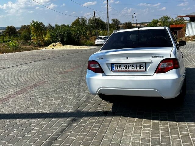 Білий Деу Нексія, об'ємом двигуна 1.5 л та пробігом 132 тис. км за 3000 $, фото 3 на Automoto.ua