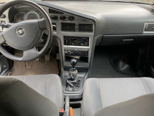 Деу Нексія 2011 у Бердичеве на Automoto.ua Білий Деу Нексія, об'ємом двигуна 0 л та пробігом 280 тис. км за 2250 $, фото 6 на Automoto.ua