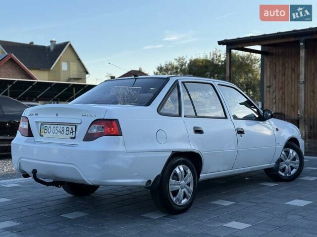Белый Дэу Нексия, объемом двигателя 1.6 л и пробегом 150 тыс. км за 1650 $, фото 14 на Automoto.ua