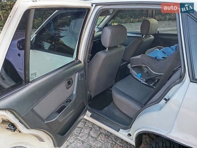 Білий Деу Нексія, об'ємом двигуна 1.5 л та пробігом 300 тис. км за 1650 $, фото 2 на Automoto.ua