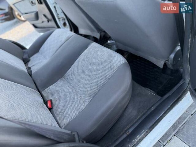 Белый Дэу Нексия, объемом двигателя 1.6 л и пробегом 150 тыс. км за 1650 $, фото 47 на Automoto.ua
