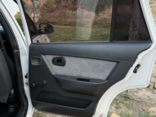 Білий Деу Нексія, об'ємом двигуна 1.6 л та пробігом 170 тис. км за 1700 $, фото 16 на Automoto.ua