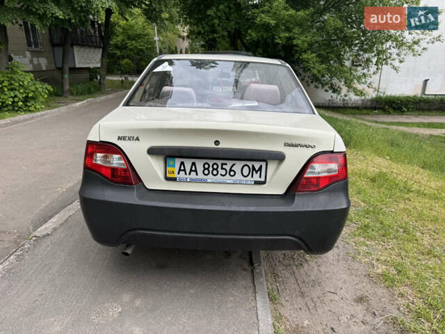 Белый Дэу Нексия, объемом двигателя 1.5 л и пробегом 148 тыс. км за 1700 $, фото 3 на Automoto.ua