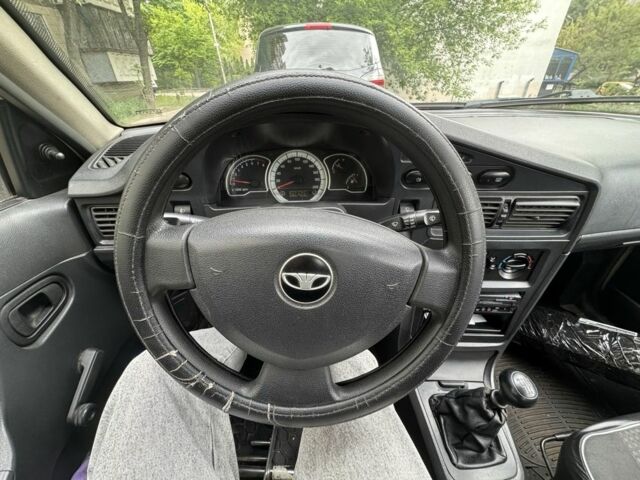 Белый Дэу Нексия, объемом двигателя 1.5 л и пробегом 153 тыс. км за 1500 $, фото 4 на Automoto.ua