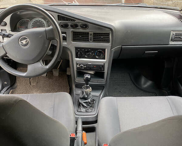 Белый Дэу Нексия, объемом двигателя 1.5 л и пробегом 280 тыс. км за 2200 $, фото 4 на Automoto.ua