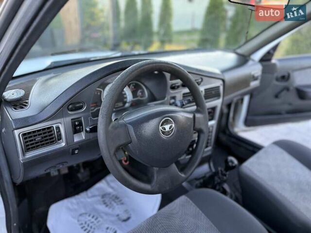 Белый Дэу Нексия, объемом двигателя 1.6 л и пробегом 150 тыс. км за 1650 $, фото 25 на Automoto.ua