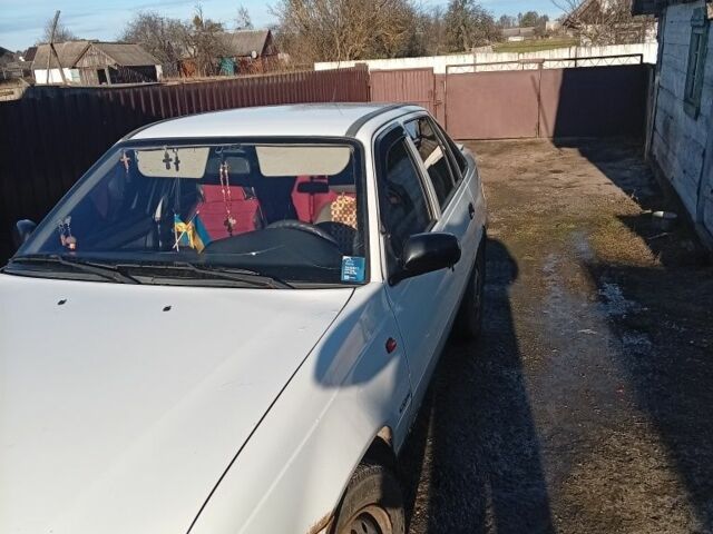 Белый Дэу Нексия, объемом двигателя 1.6 л и пробегом 137 тыс. км за 2558 $, фото 11 на Automoto.ua